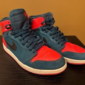 Nike Air Jordan 1 Mid Crimson Tint